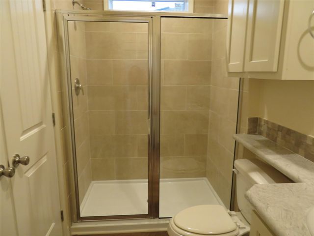 2712 Bering Street, Houston, TX 77003