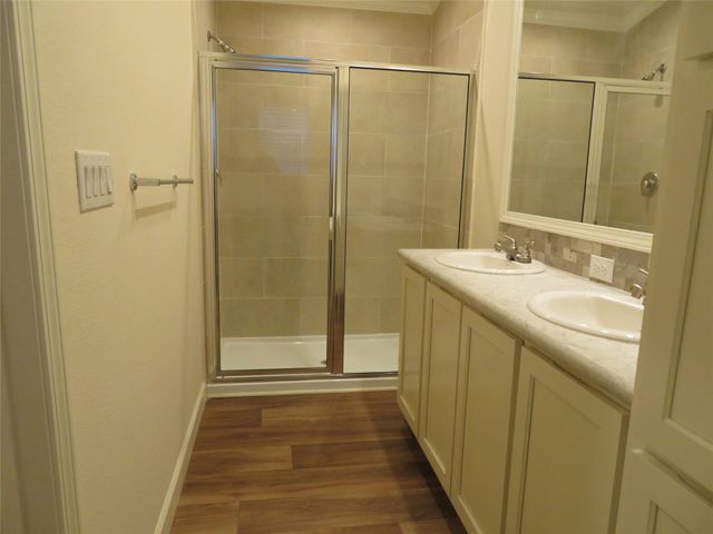 2712 Bering Street, Houston, TX 77003