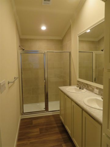 2712 Bering Street, Houston, TX 77003