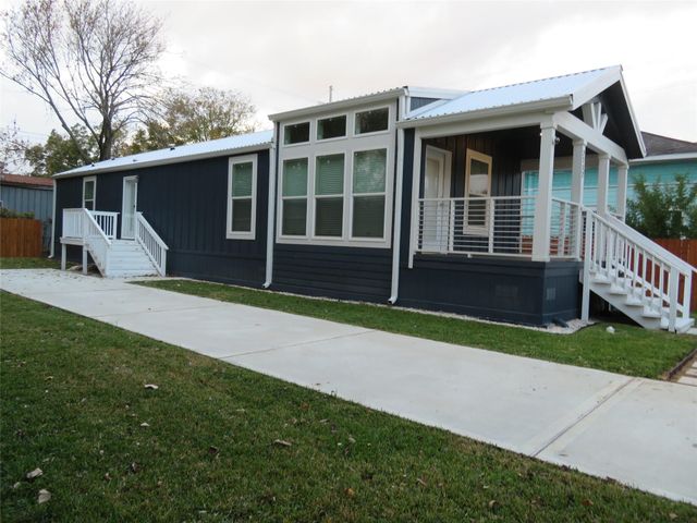 2712 Bering Street, Houston, TX 77003