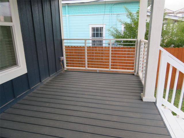 2712 Bering Street, Houston, TX 77003