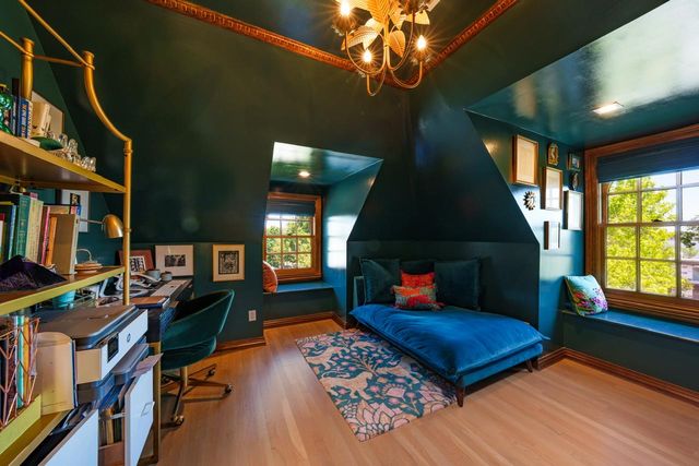 Address unavailable.