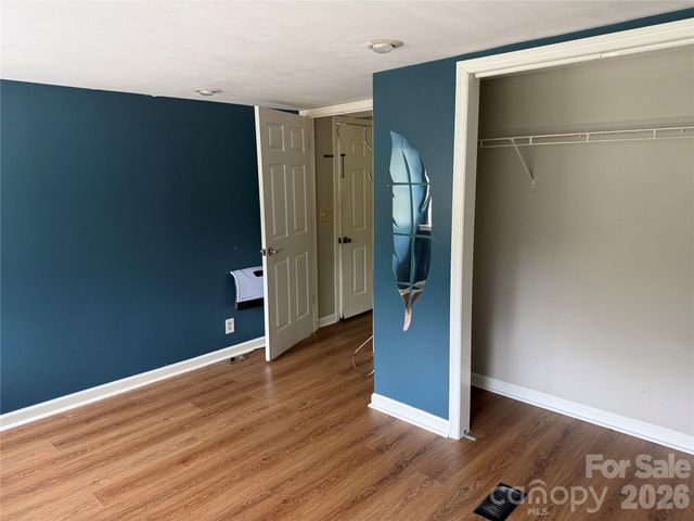 45 Overbrook Drive, Saluda, NC 28773