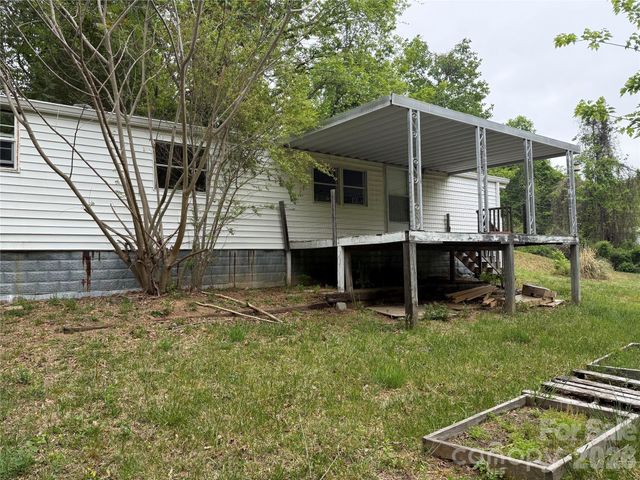 45 Overbrook Drive, Saluda, NC 28773
