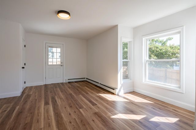 11 Millville Street, Salem, NH 03079
