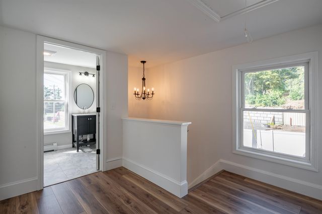 11 Millville Street, Salem, NH 03079