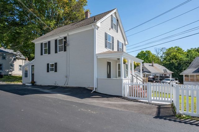 11 Millville Street, Salem, NH 03079