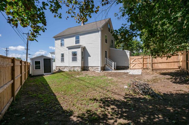 11 Millville Street, Salem, NH 03079
