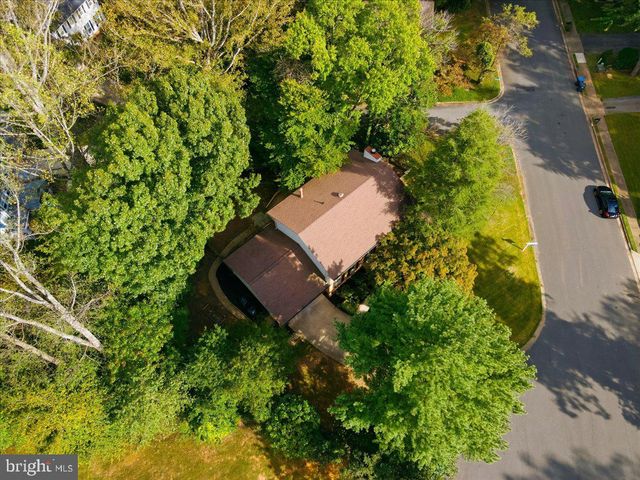 4706 PINECREST CT, Dumfries, VA 22025