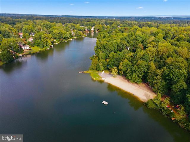 4706 PINECREST CT, Dumfries, VA 22025