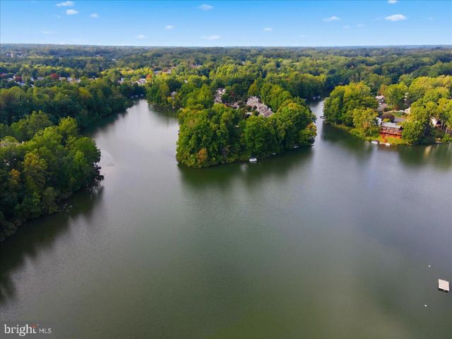 4706 PINECREST CT, Dumfries, VA 22025
