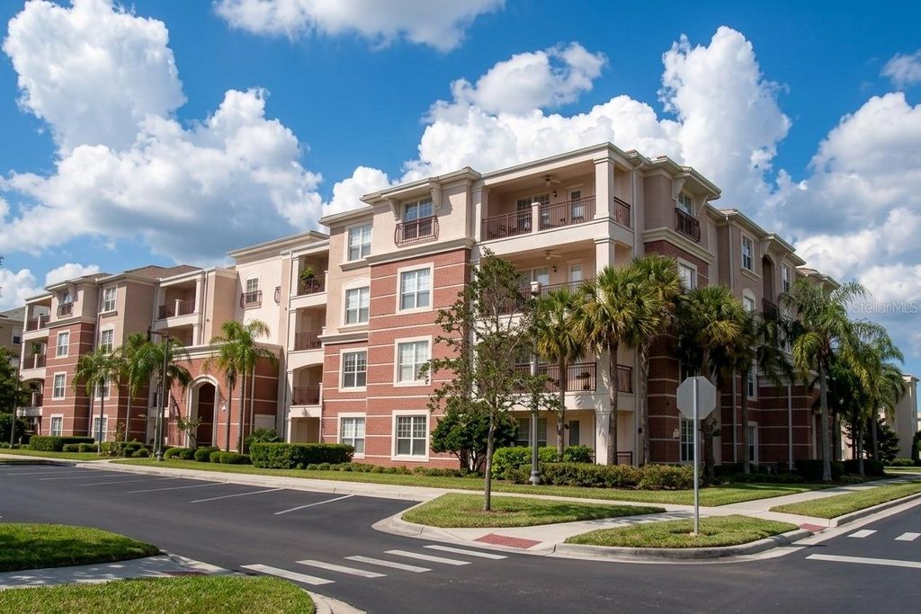 Image 1 of property listing at 5037 SHOREWAY LOOP 10602, Orlando, FL 32819