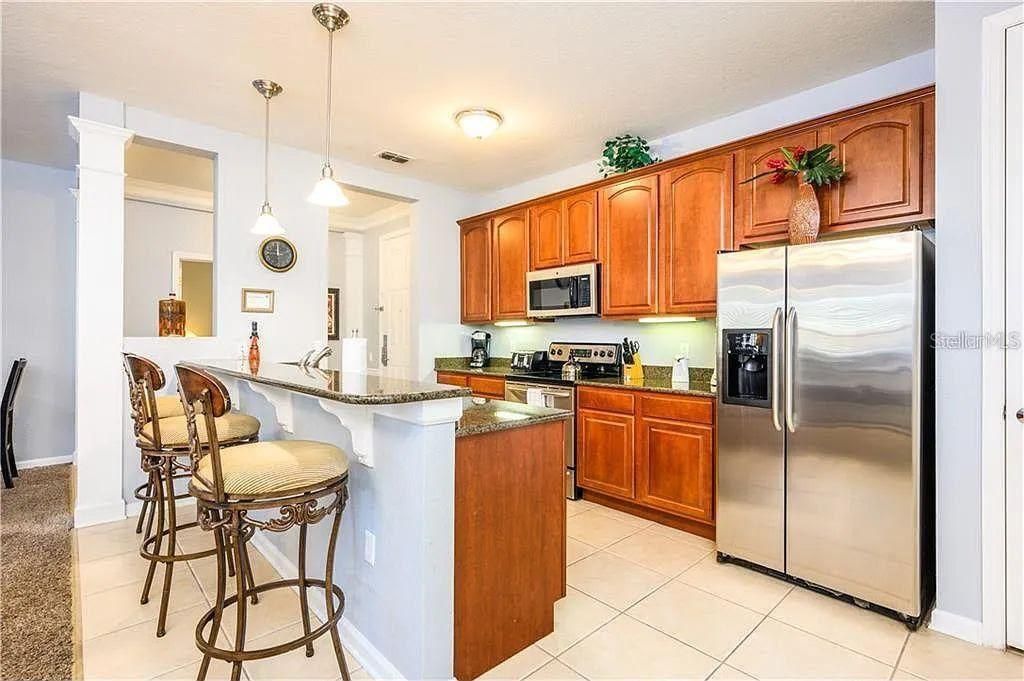 Image 3 of property listing at 5037 SHOREWAY LOOP 10602, Orlando, FL 32819