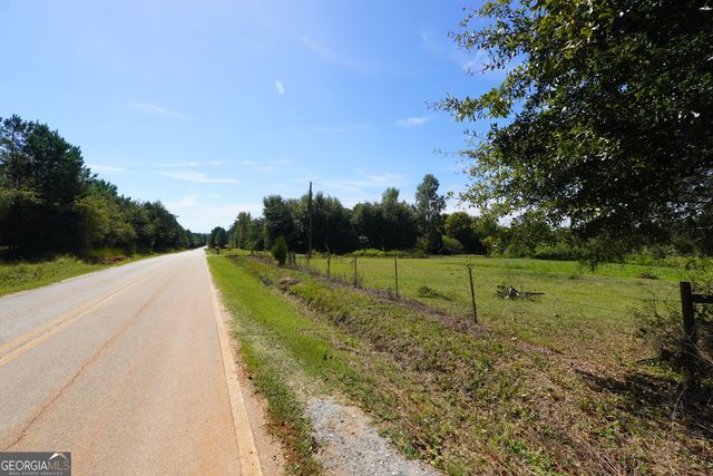 739 Westbrooks Road, Forsyth, GA 31029