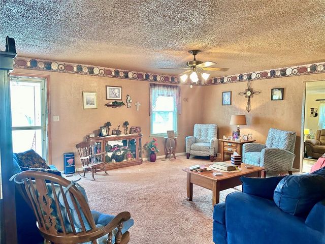 701 W Comanche Avenue, Rush Springs, OK 73082
