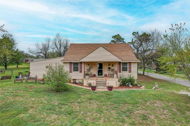 701 W Comanche Avenue, Rush Springs, OK 73082