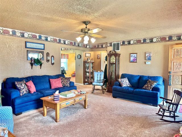 701 W Comanche Avenue, Rush Springs, OK 73082