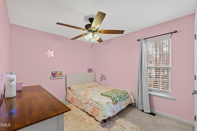 913 E Sanders Street, Four Oaks, NC 27524