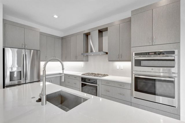 13079 Feathering Way, Palm Beach Gardens, FL 33412