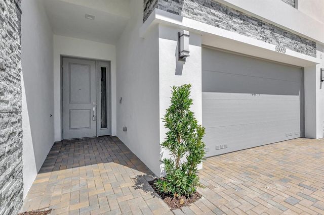 13079 Feathering Way, Palm Beach Gardens, FL 33412