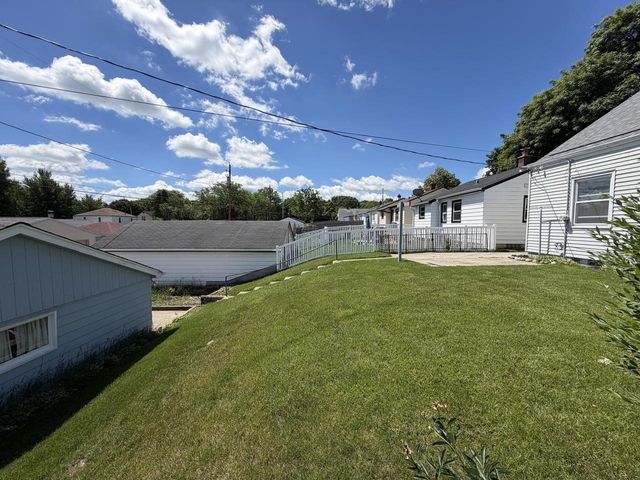 2850 S 50th STREET, Milwaukee, WI 53219