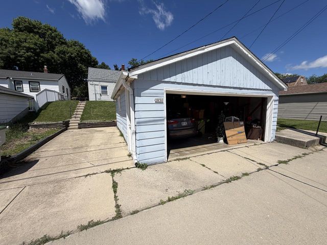 2850 S 50th STREET, Milwaukee, WI 53219