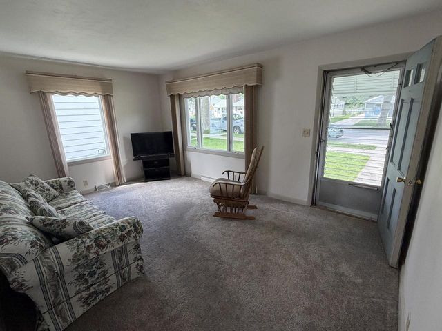 2850 S 50th STREET, Milwaukee, WI 53219
