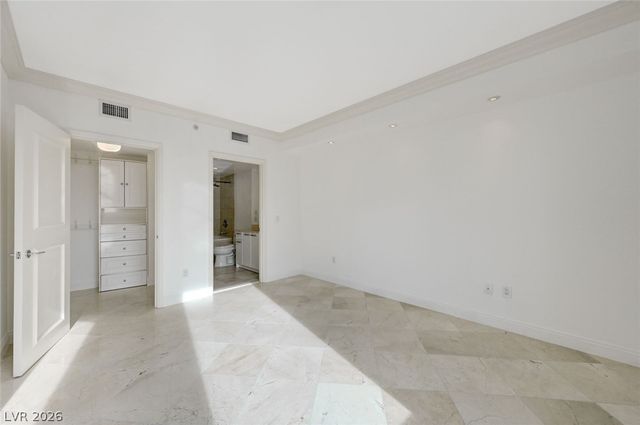 322 Karen Avenue 804, Las Vegas, NV 89109