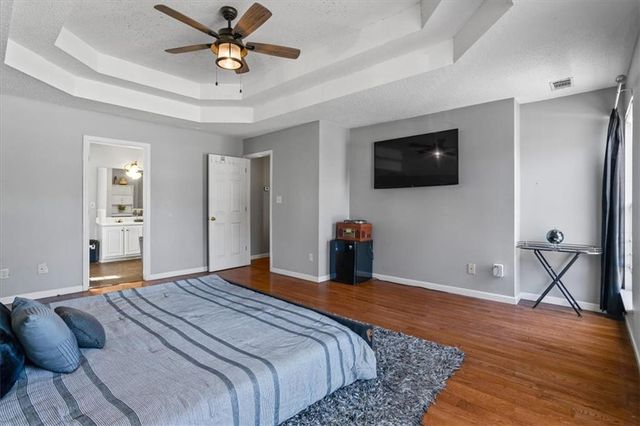 5210 Katherine Village Dr, Ellenwood, GA 30294