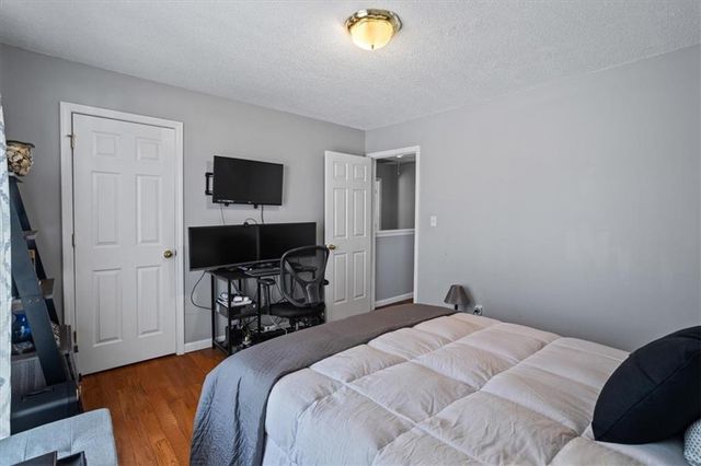 5210 Katherine Village Dr, Ellenwood, GA 30294