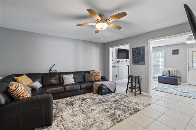 5210 Katherine Village Dr, Ellenwood, GA 30294