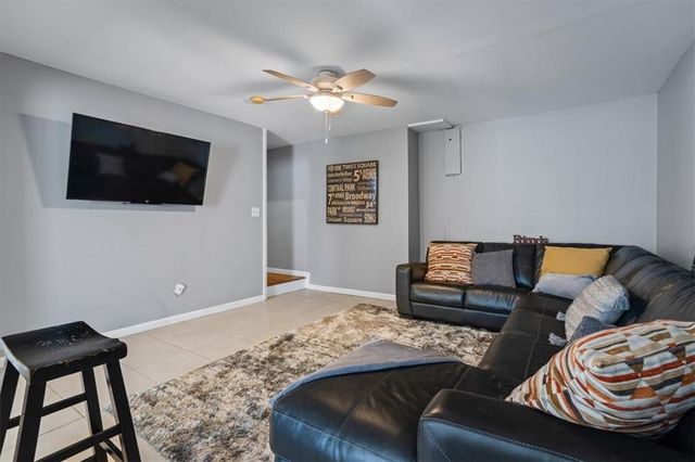 5210 Katherine Village Dr, Ellenwood, GA 30294