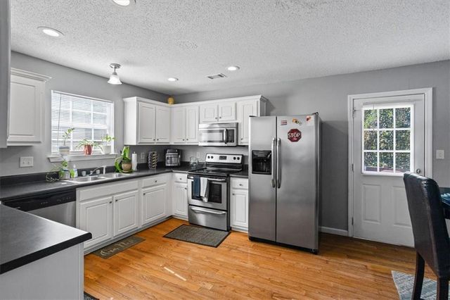 5210 Katherine Village Dr, Ellenwood, GA 30294