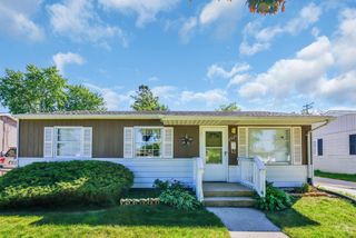 2525 Diane AVENUE, Racine, WI 53404