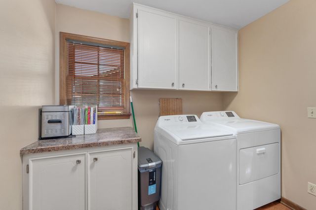 1631 N Glasgow St, Wichita, KS 67206