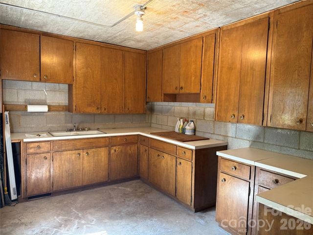 1437 Westmoreland Drive, Lancaster, SC 29720