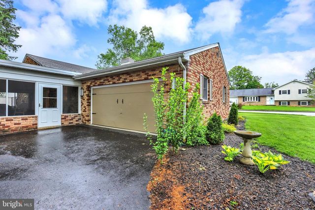 406 CLEARVIEW RD, Hanover, PA 17331