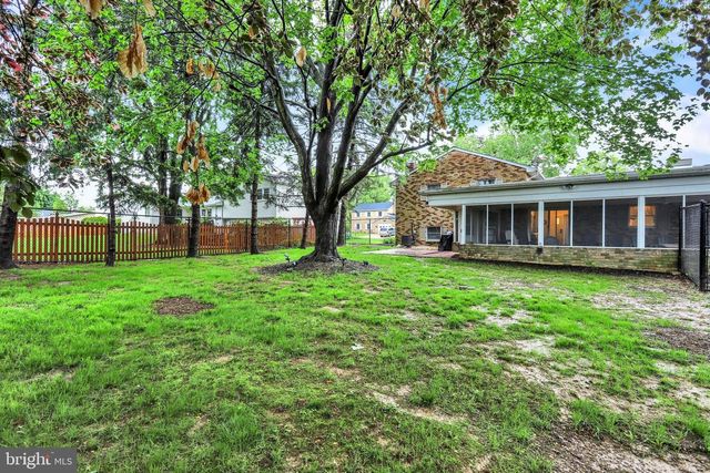 406 CLEARVIEW RD, Hanover, PA 17331