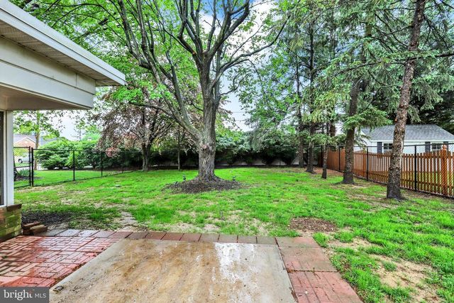 406 CLEARVIEW RD, Hanover, PA 17331