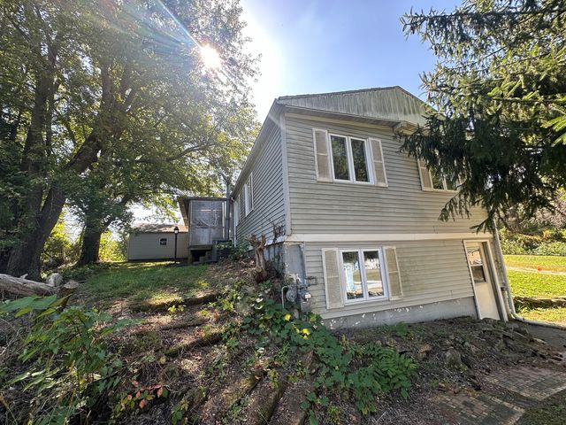 13629 Garden Plain Road, Morrison, IL 61270