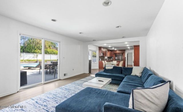 16 Bridle Drive, West Long Branch, NJ 07764