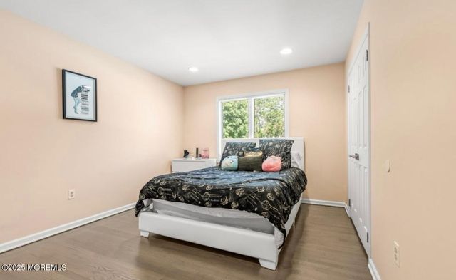 16 Bridle Drive, West Long Branch, NJ 07764