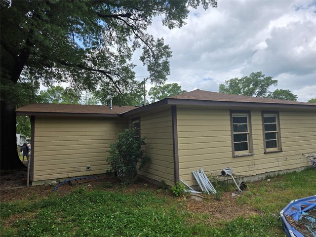 7047 Suntan Street, Shreveport, LA 71108