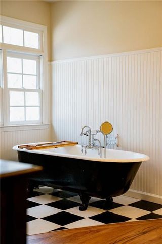 20 Lawn Market, Sharpsburg, GA 30277