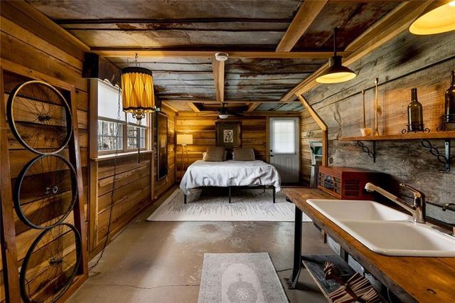 20 Lawn Market, Sharpsburg, GA 30277