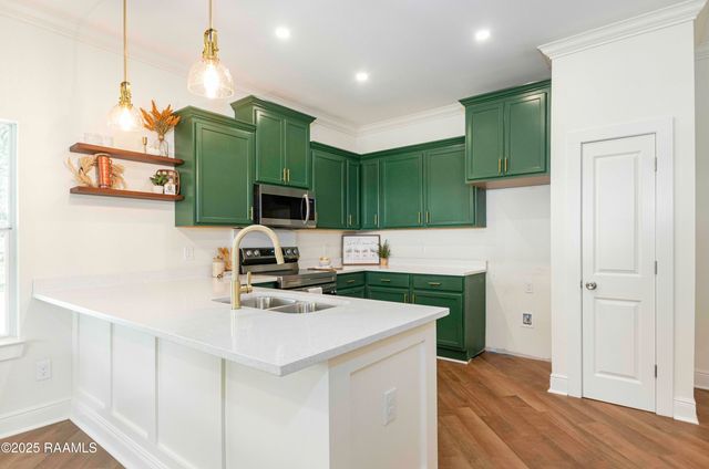 109 S Pat Street, Scott, LA 70583