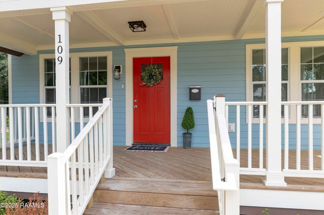 109 S Pat Street, Scott, LA 70583