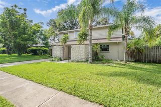 5218 HEADLAND HILLS AVENUE, Tampa, FL 33625