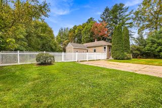24 Washington Street, Mendon, MA 01756