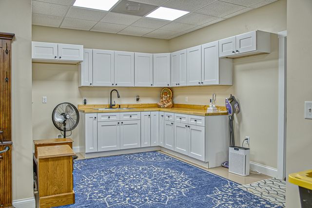 201 Peaceful Ln, Sparta, TN 38583